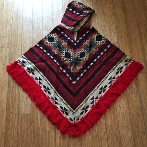 New! Ecuadorian handmade wool poncho with hood